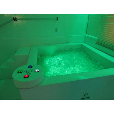 Piscina De Neuroestimulación Con 1500 Bolitas Que Cambian De Color Luces Led Sistema De Sonido